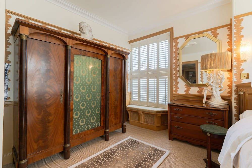 Castle Lodge -  a house that sleeps 8 guests  in 4 bedrooms in Truro, Cornwall