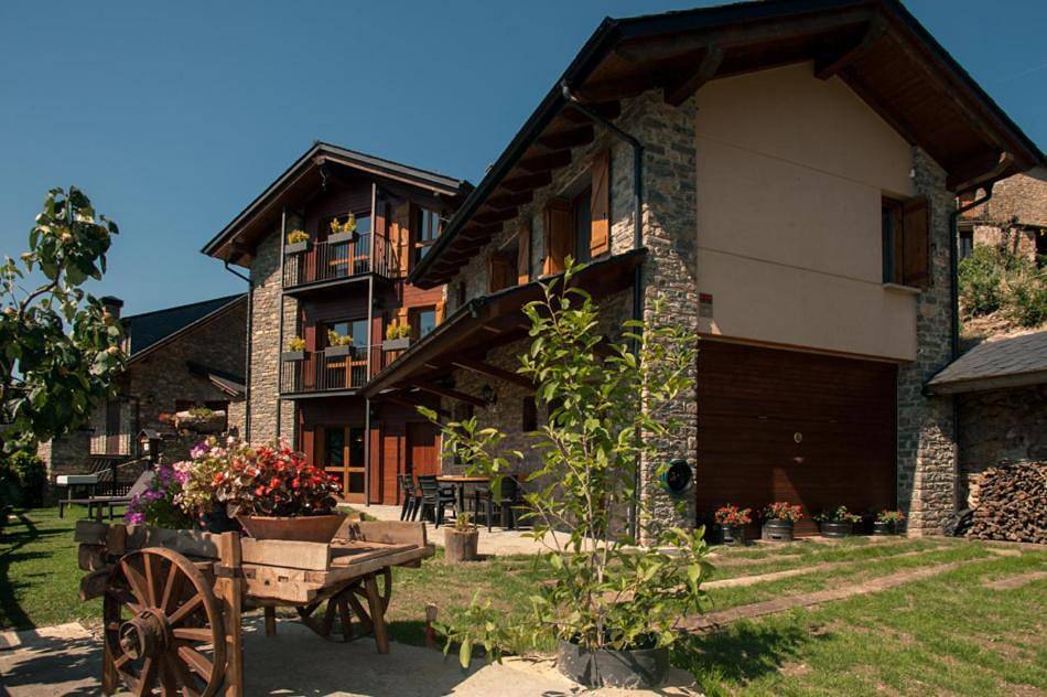 Casa Duc in Sort , Pirineo Catalan