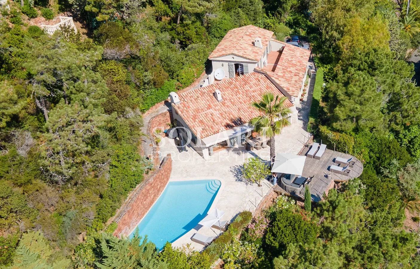 Villa with pool in Theoule - 8 guests in Théoule-sur-Mer, Massif de l'Esterel