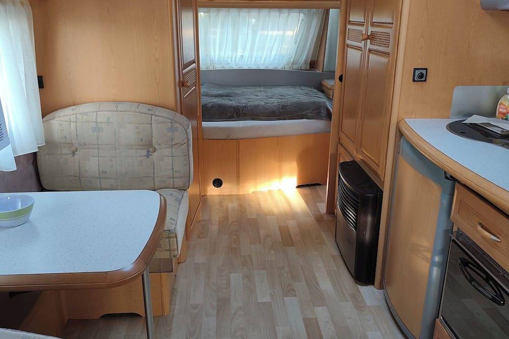 Appartement entier, Nele caravan at Waldcamping-Lausitzer-Seenland in Schwarzbach, Haute-Forêt-de-Spree-Lusace