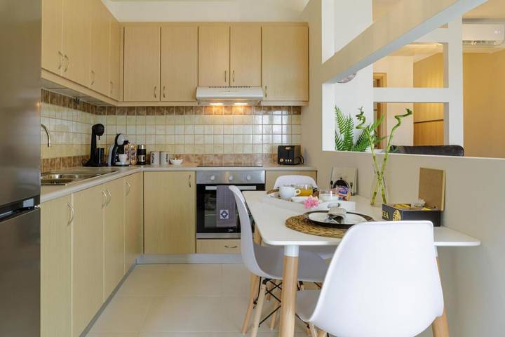 Ferienwohnung für 4 Personen, mit Balkon und Terrasse sowie Garten und Ausblick in Tolo - 4