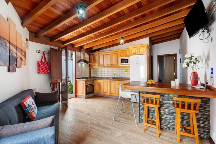 Appartement de vacances « Casa Frente Al Mar La Ponderosa » avec vue sur la mer in Playa de la Caleta (Tenerife), Tenerife du Nord