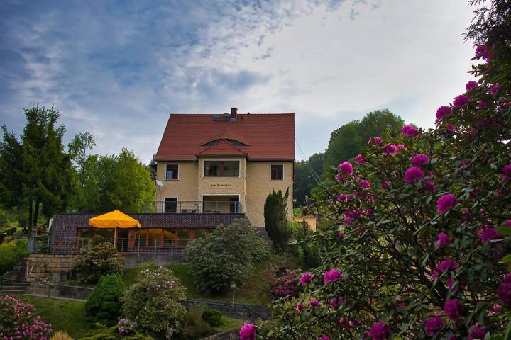 BnB für 2 Personen, mit Garten und Ausblick in Elbsandsteingebirge