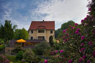 Ferienhaus für 2 Personen, mit Ausblick und Garten in Rathen