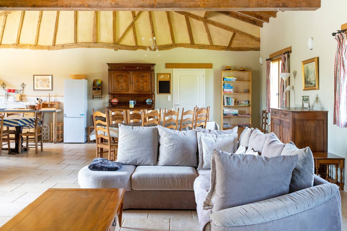 Ferienhaus 'Jouanhitte' mit privatem Pool, eigener Terrasse und Wlan in Bourrouillan, Gers