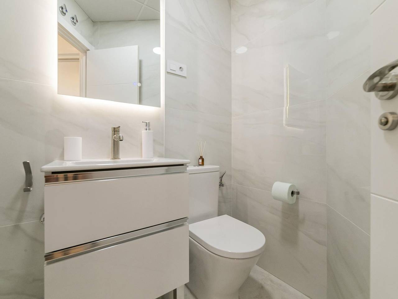 Apartamento de férias inteiro, Apartamentos para Temporada para 4 pessoas com jardim in Madrid, Madrid Province