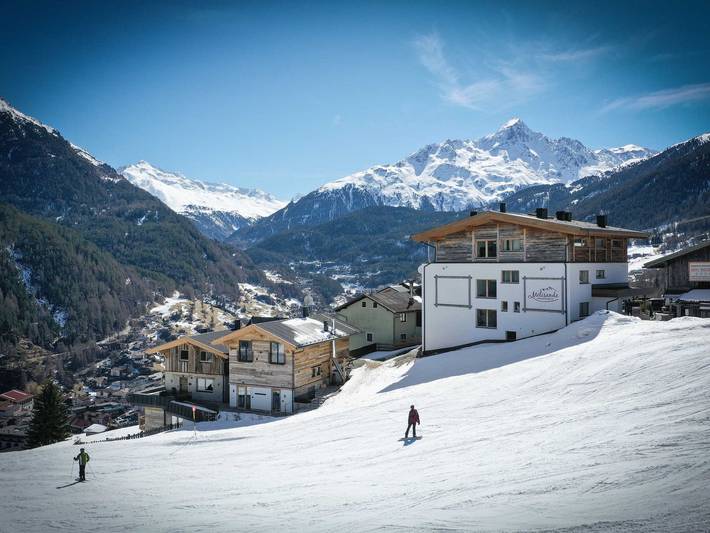 Ferienwohnung für 2 Personen, mit Balkon und Terrasse sowie Ausblick in Sölden (Österreich)
