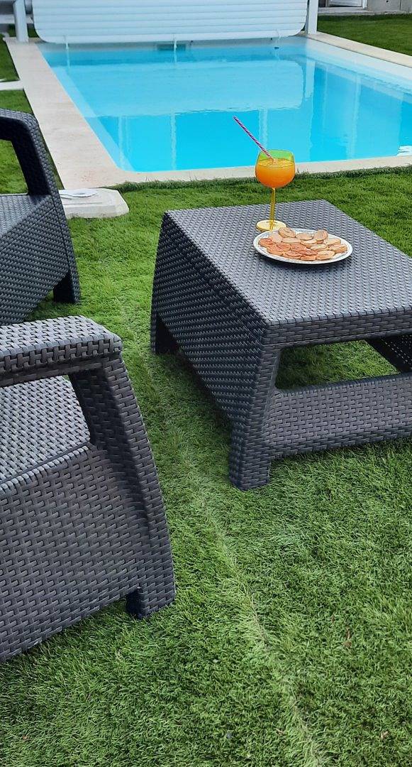 Gîte pour 6 personnes, avec piscine ainsi que jardin et terrasse à Vallon-Pont-d'Arc - 2