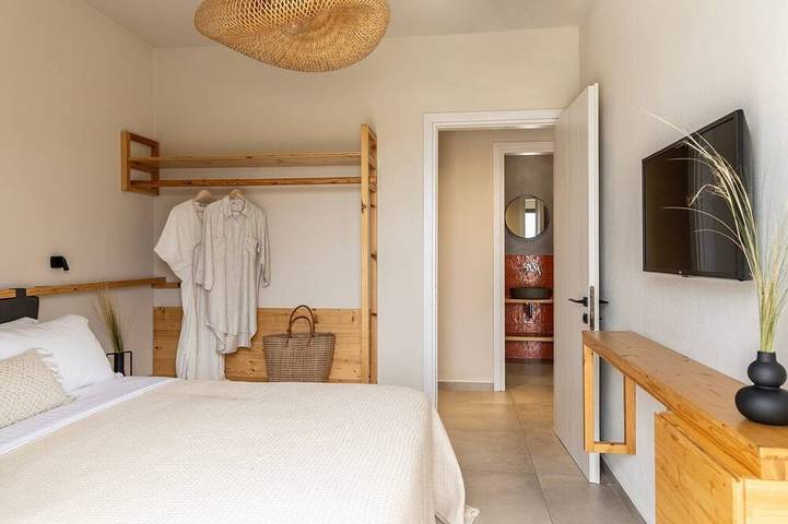 Villa Neralyth, Private Pool, Spacious Furnished Terrace, Thassos in Skala Marion, Thassos