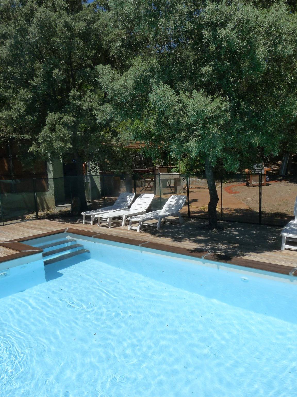 Villa spacieuse à Flassans-sur-Issole avec piscine privée in Besse-sur-Issole, Région de Brignoles