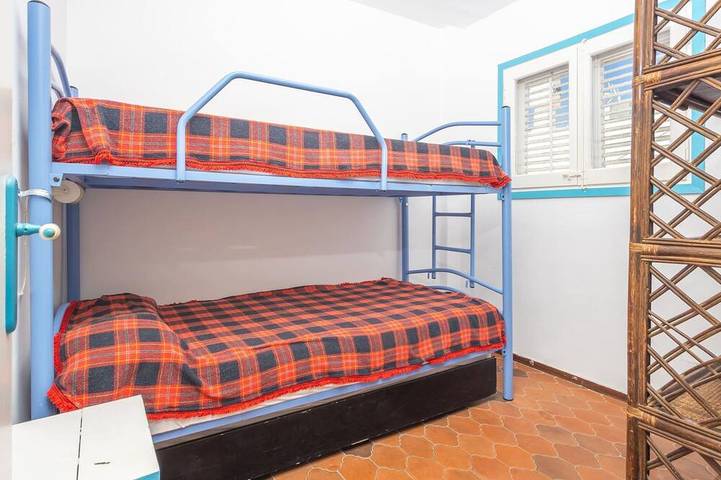 Villa pour 6 personnes, avec piscine ainsi que jardin et balcon à L'Estartit - 4