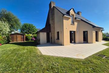 Maison De Vacances pour 8 Personnes dans Miniac-Morvan, Région de Saint-Malo, Photo 1