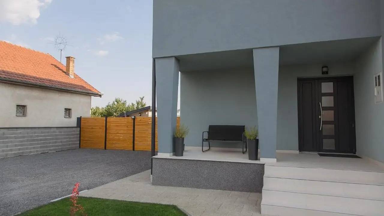 Ferienhaus für 11 Personen (161 m²) in Osijek in Osijek-Baranja