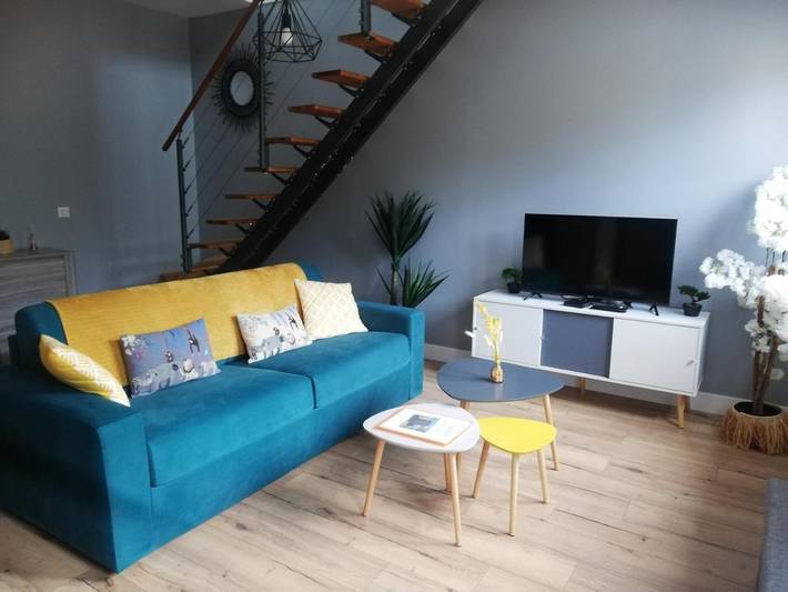 Location de vacances pour 5 personnes, avec Terrasse et Jardin à Vron