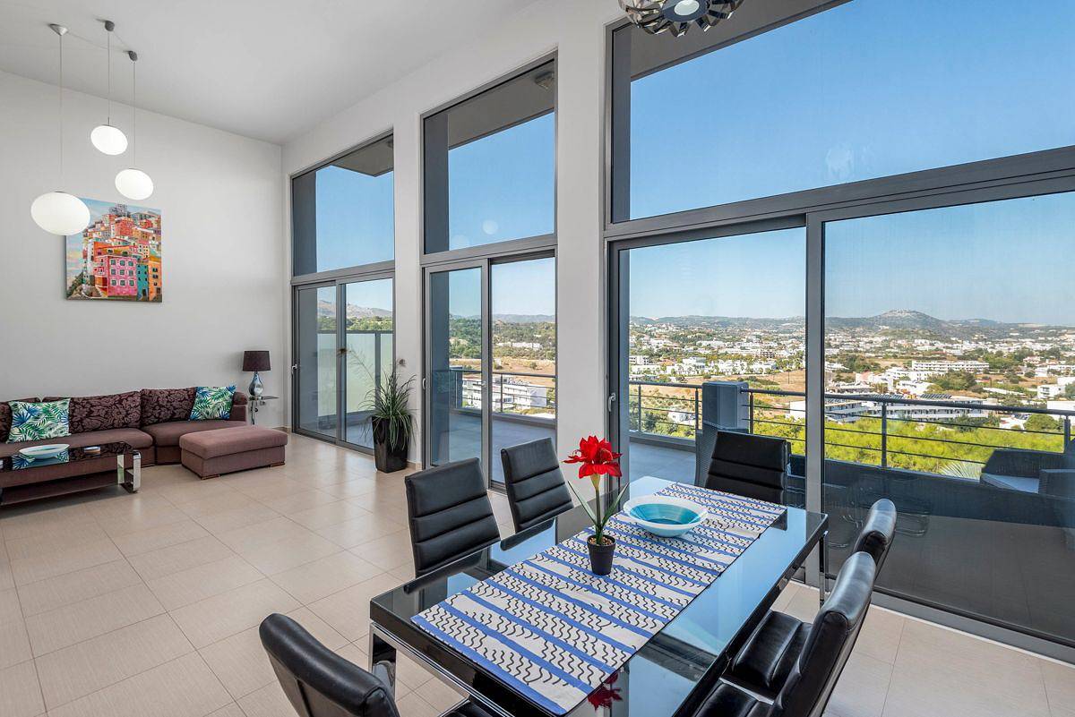 Villa für 8 Personen mit Whirlpool in Faliraki, Rhodos