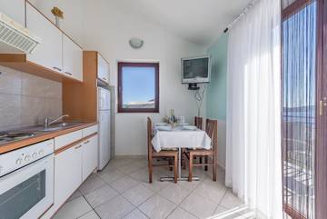 Ferienwohnung für 4 Personen in Rogoznica, Šibenik-Knin, Bild 4