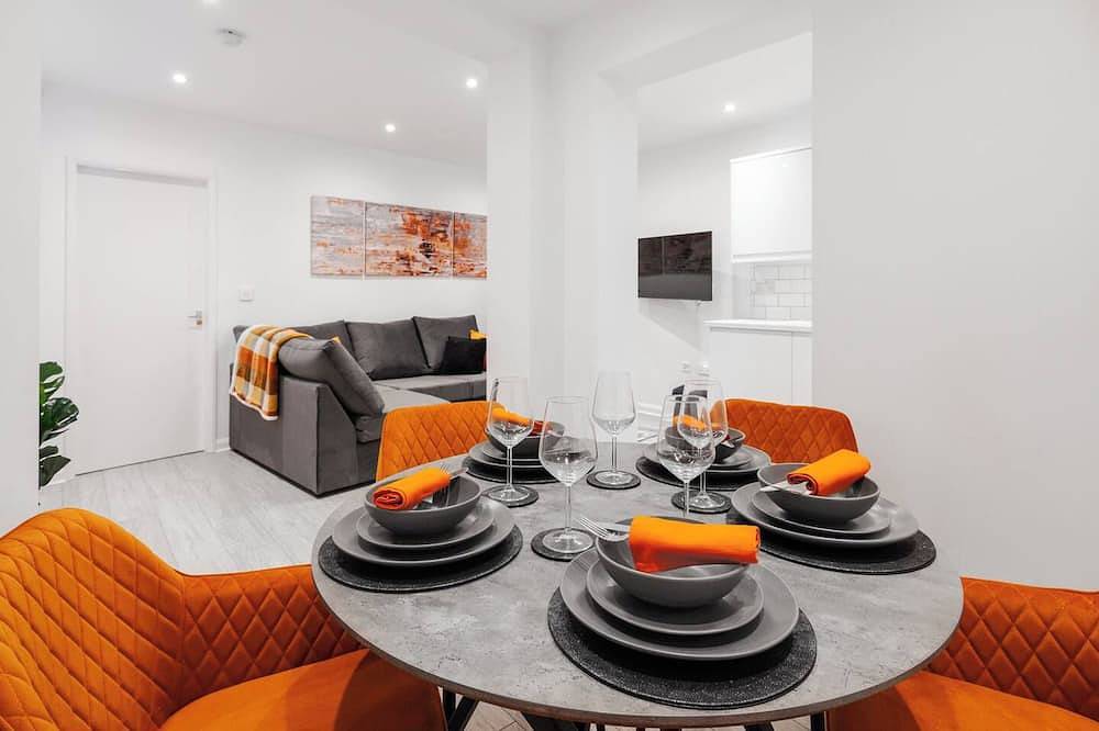 Entire apartment, Brighton St Merseyside 2-Bed/Sleeps 6 Wifi/Parking in Merseyside