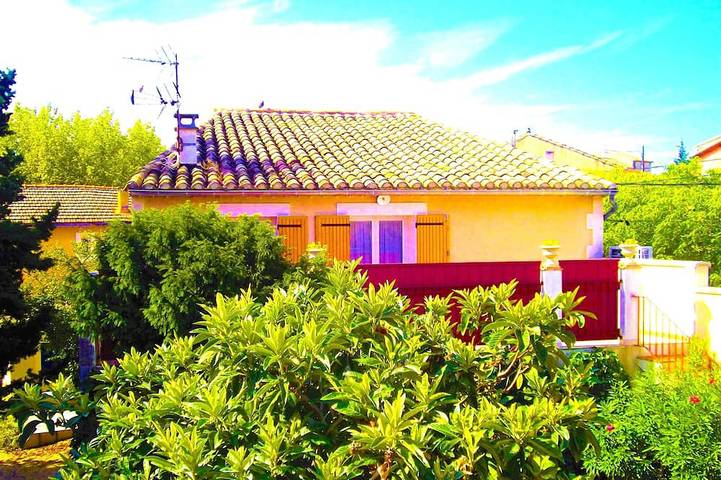 Gîte pour 2 personnes, avec terrasse à Vedène