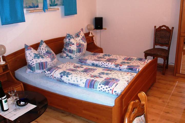 Ferienwohnung für 3 Personen, mit Terrasse in Bad Schlema - 2
