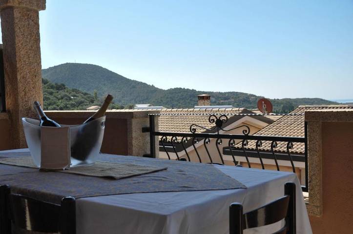 Ferienhaus für 5 Personen, mit Balkon und Ausblick sowie Garten, kinderfreundlich in Chia - 3