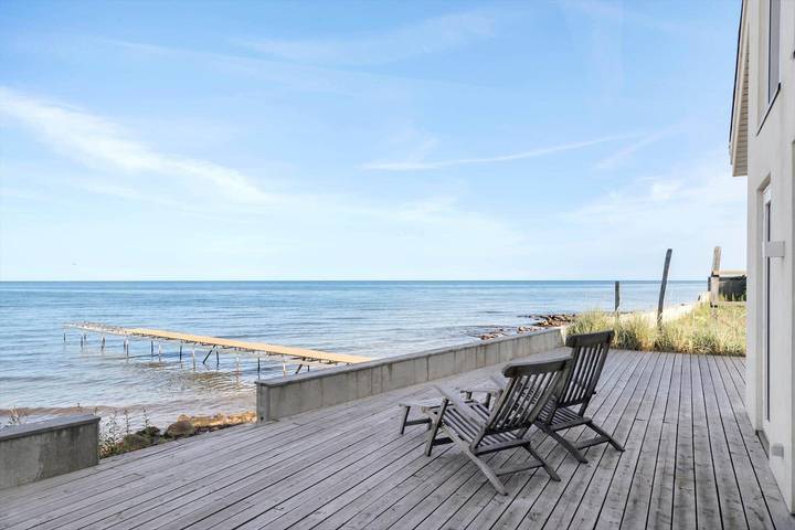 Ferieudlejning for 6 personer, med Terrasse i Frederikshavn
