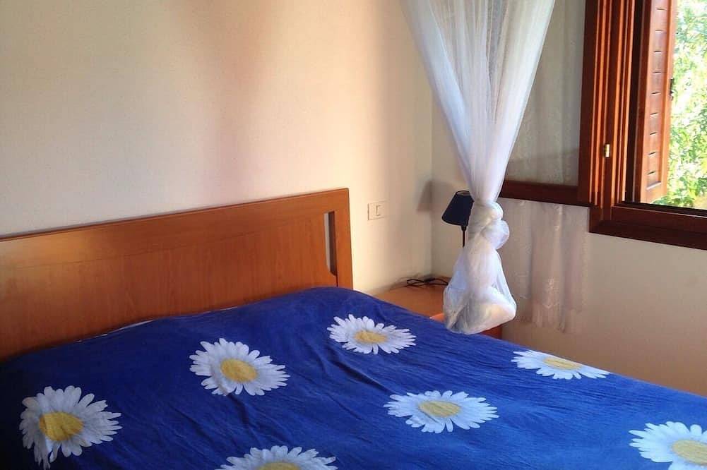Casa Magnolia - Porzione di villa bifamiliare con giardino privato, 6 p.l. in Porto San Paolo, Loiri Porto San Paolo