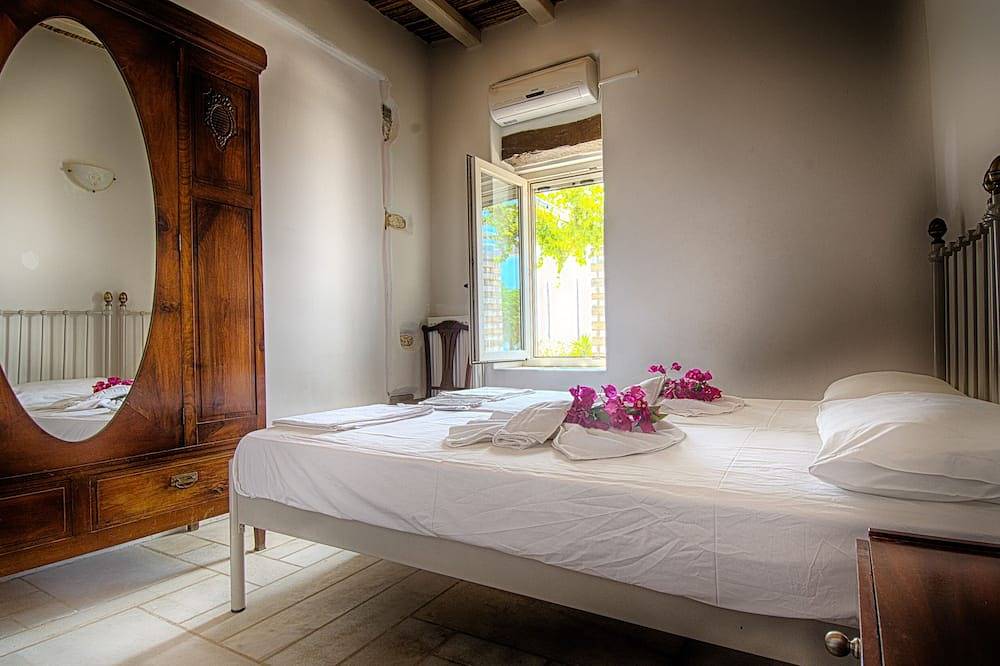 Paros Afrodite Luxury Villas with private pool & spa max 12 persons in Aliki, Paros