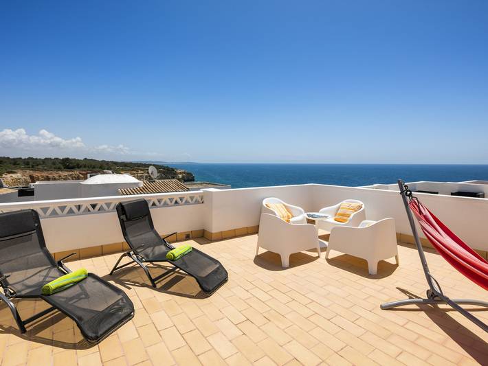 Gîte für 4 Personen, mit Meerblick und Balkon sowie Terrasse und Garten