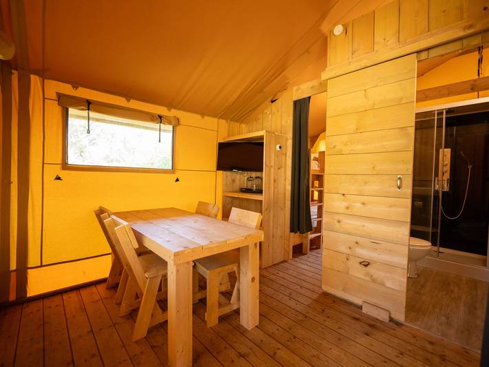 Camping für 4 Personen, mit Pool und Terrasse in Drenthe - 2
