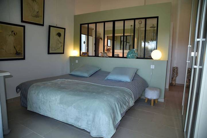 Location de vacances pour 8 personnes, avec jardin à Maubec - 2