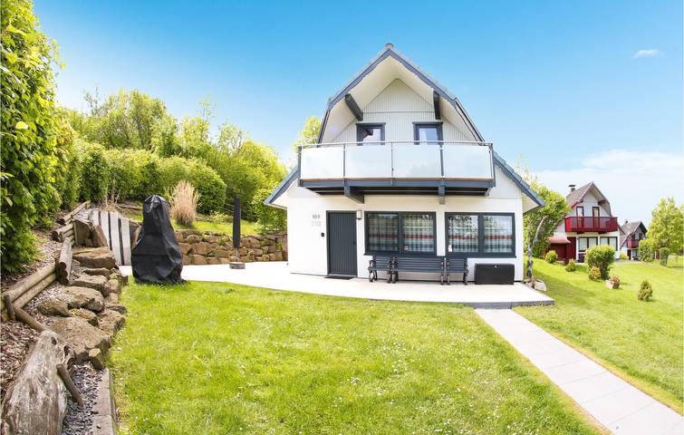 Ferienhaus für 6 Personen, mit Terrasse und Garten sowie Sauna in Kirchheim - 2