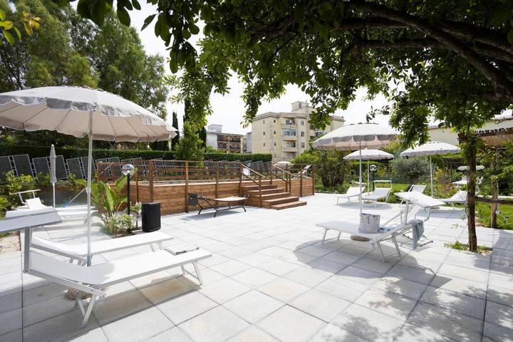 Location de vacances pour 5 personnes, avec vue ainsi que piscine et jardin à Pompei - 3