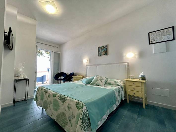 Hotel für 2 Personen, mit Balkon und Terrasse sowie Whirlpool und Garten in Sant'Andrea - 2