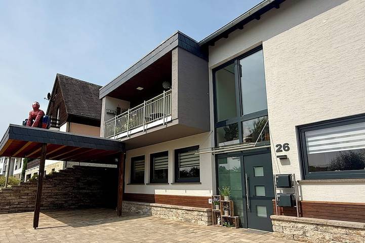Ferienhaus für 4 Personen, mit Terrasse in Salmtal