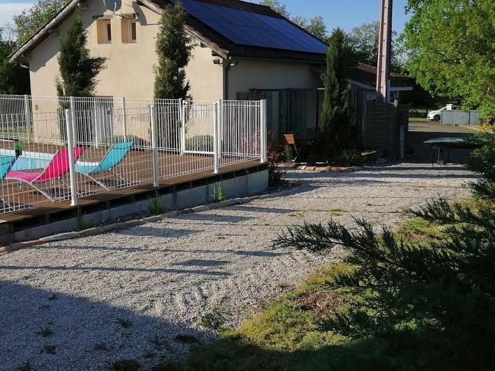 Location de vacances pour 14 personnes, avec jardin ainsi que vue et piscine, animaux acceptés à Cahuzac - 2