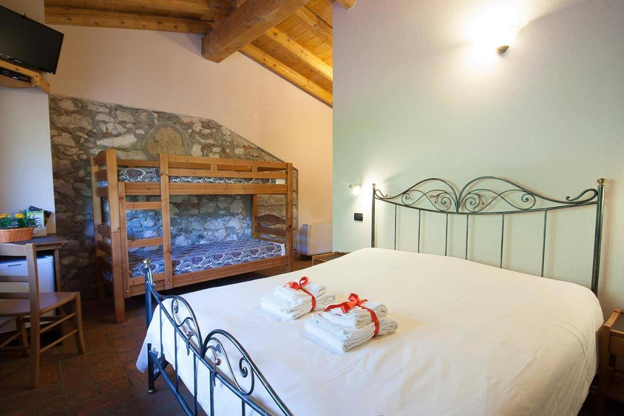 Agriturismo Biobiò in Vobarno, Montagnes autour du lac de Garde