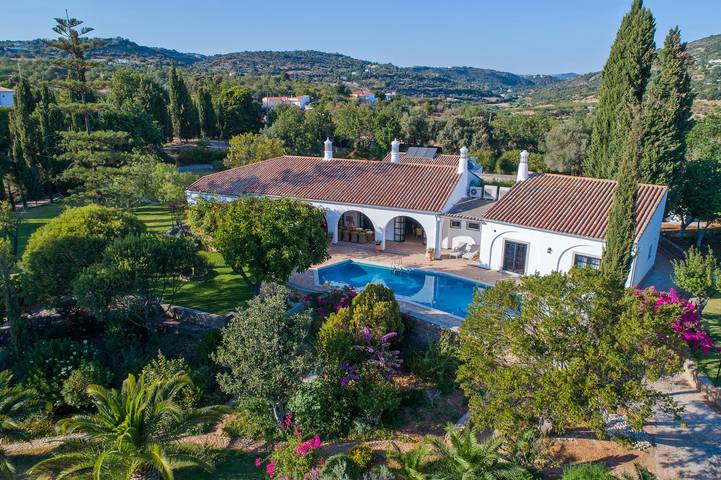 Villa pour 10 personnes, avec piscine à Faro - 2
