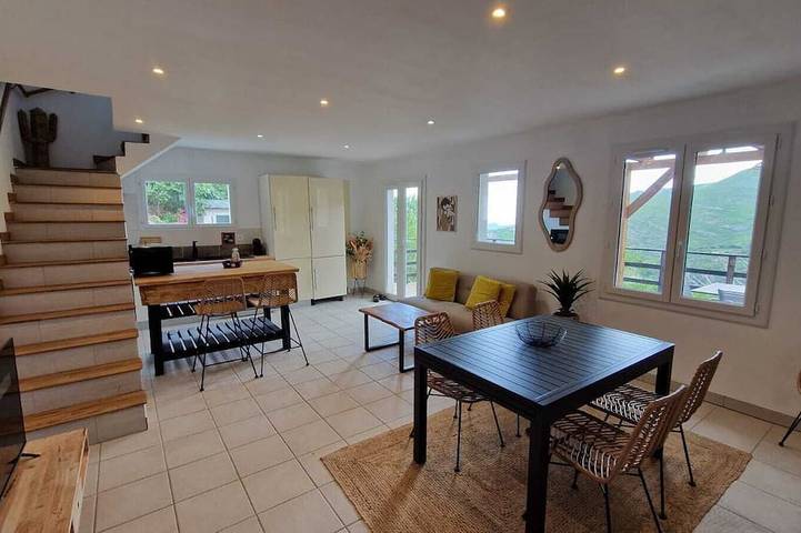 Gîte pour 6 personnes, avec jardin et balcon à Pietracorbara - 3