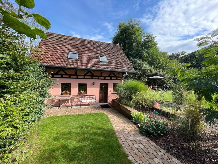 Gîte pour 6 personnes, avec vue et jardin à Lauterbourg