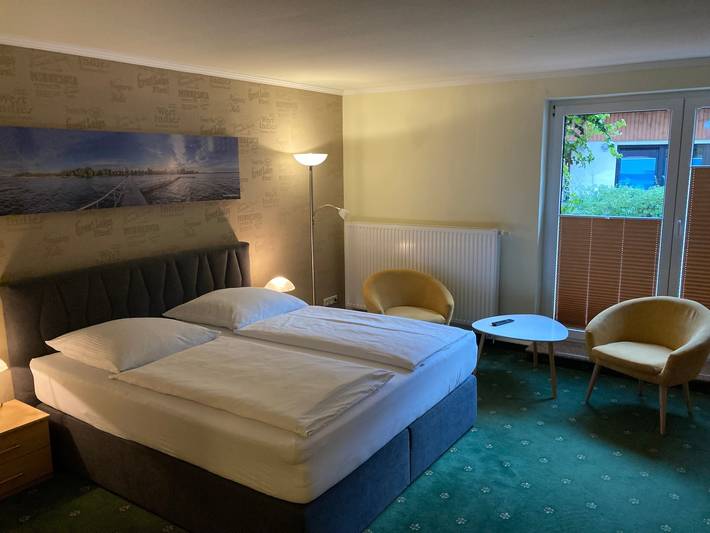 Ferienhaus für 12 Personen, mit Sauna und Garten in Waren (Müritz) - 3