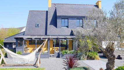 Location de vacances pour 10 personnes, avec jardin ainsi que jacuzzi et terrasse à Guissény