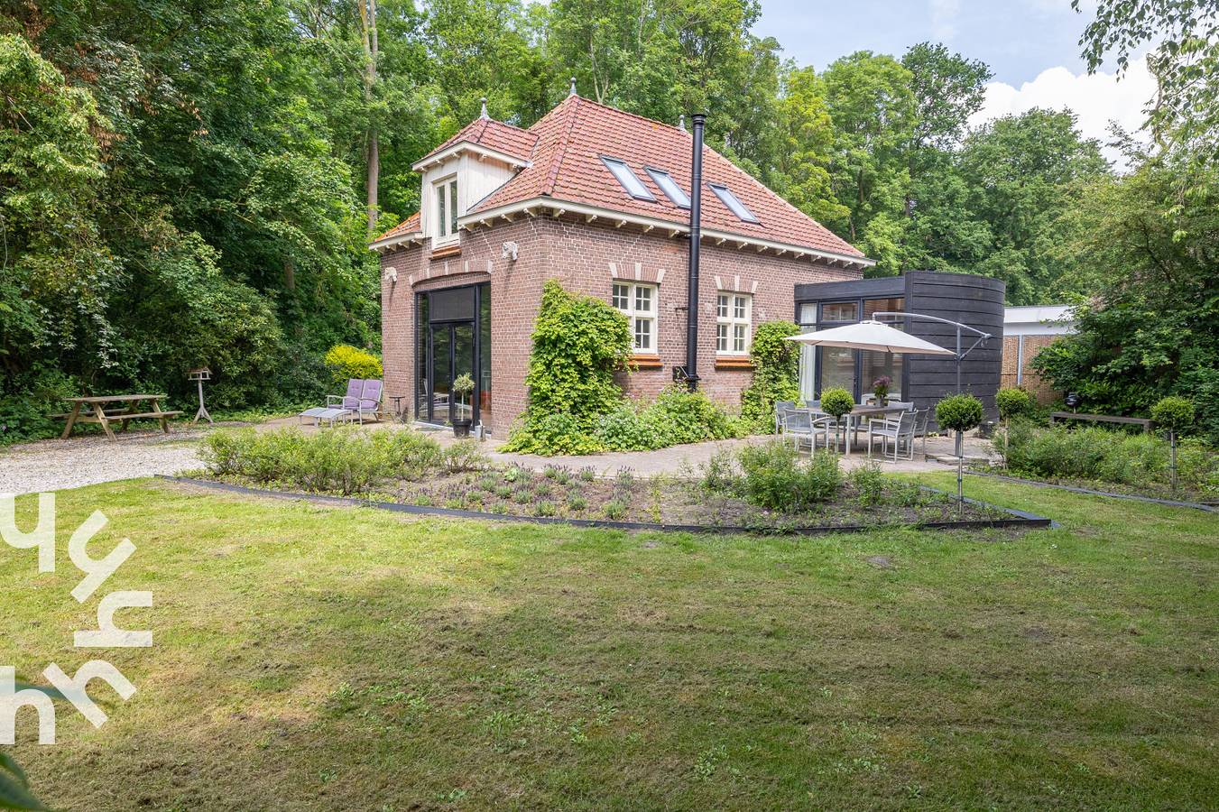 Geräumiges 6-Personen-Bushaus mit großem Garten in Koudekerke (in Saison mit Strandhütte) in Koudekerke, Walcheren