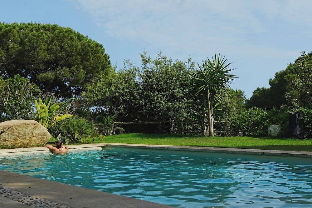 Luxury wooden villa in boutique retreat, sea view Barcelona in Supermaresme, Sant Andreu de Llavaneres