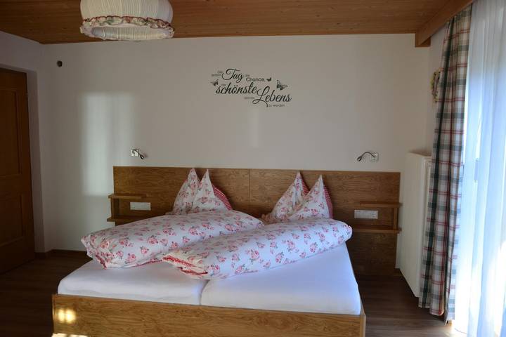 Ferienwohnung für 3 Personen, mit Balkon und Terrasse in Sankt Ulrich am Pillersee