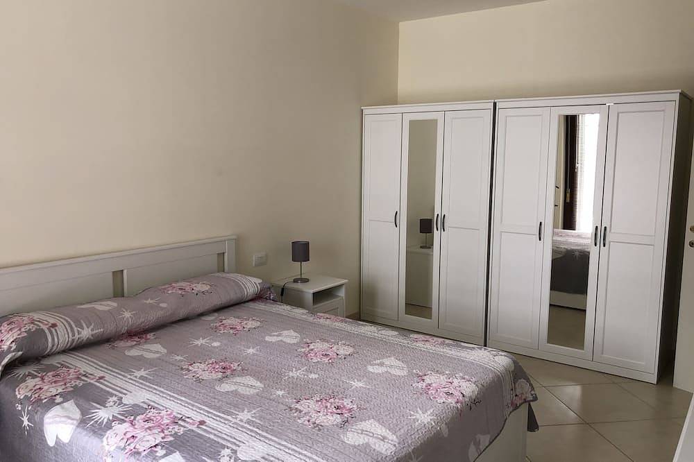 Apartamento entero, A la gauche! Faculty of Agricultural Medicine \"City of cinema\" United Hospitals Stadium in Foggia, Provincia de Foggia