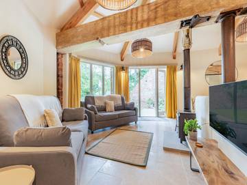Log Cabin for 6 People in Paignton, Torbay, Photo 1