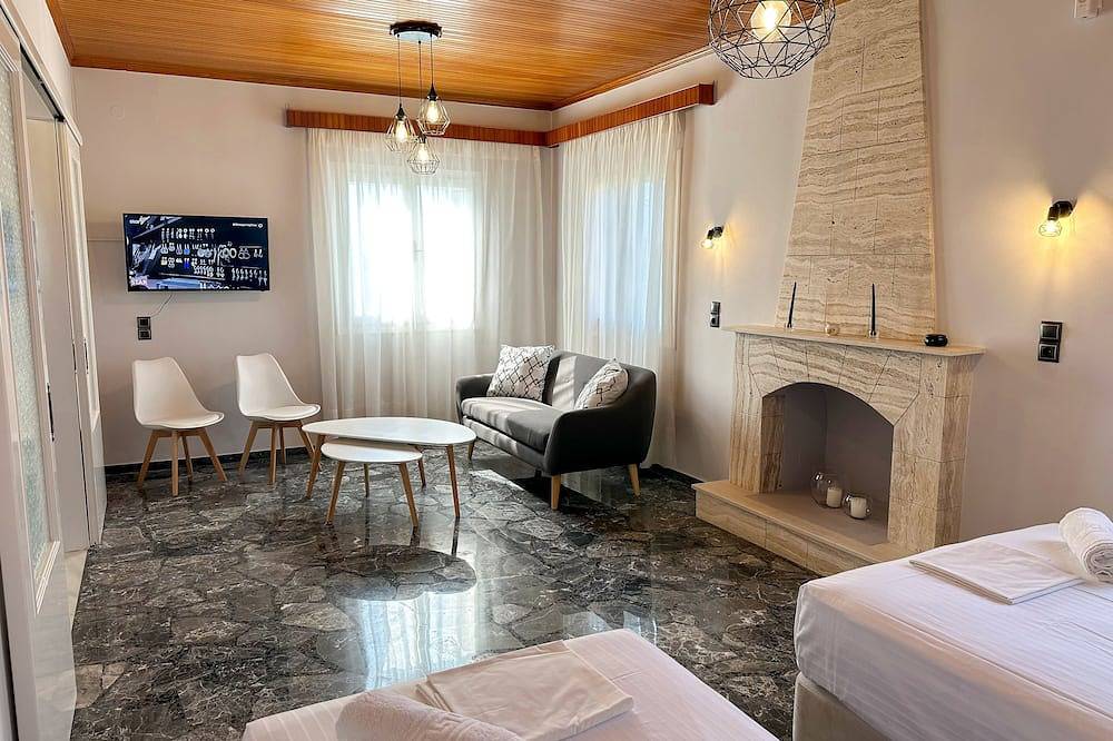 Ganze Wohnung, Magdalini House - Genießen Sie Ihren Urlaub in einem unabhängigen Haus, nicht nur in einem Zimmer in Kynouria