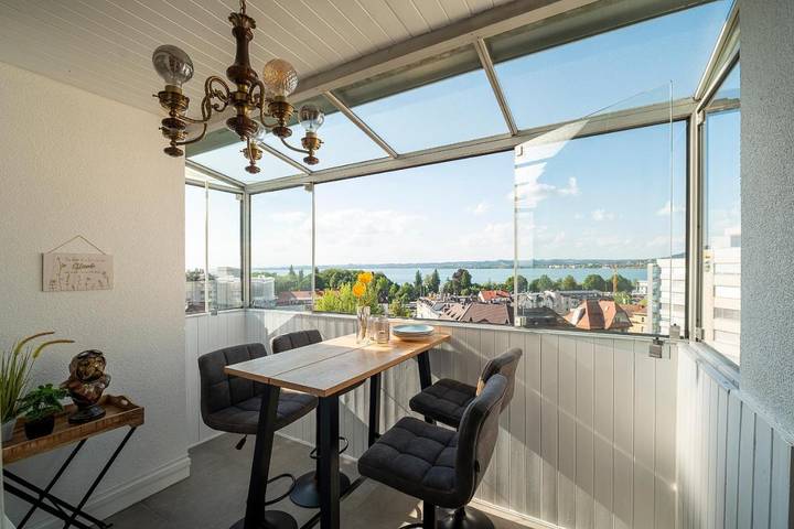 Ferienwohnung für 4 Personen, mit Seeblick und Ausblick sowie Balkon in Bregenz - 2