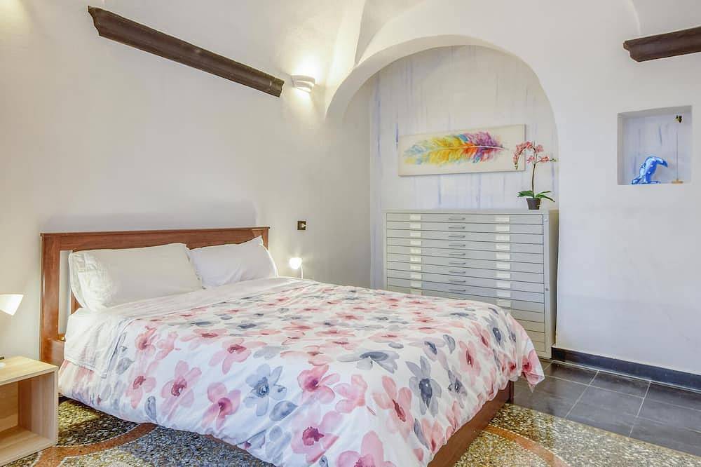Appartamento intero, Lovely apartment in Genova with ethernet internet in Genova (Città), Genoa
