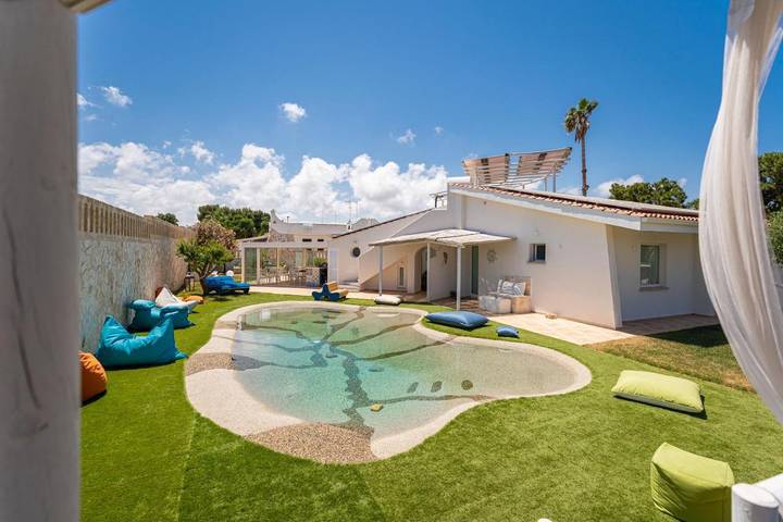Bed and breakfast per 4 persone, con idromassaggio e sauna nonché piscina e giardino, con animali domestici - 1